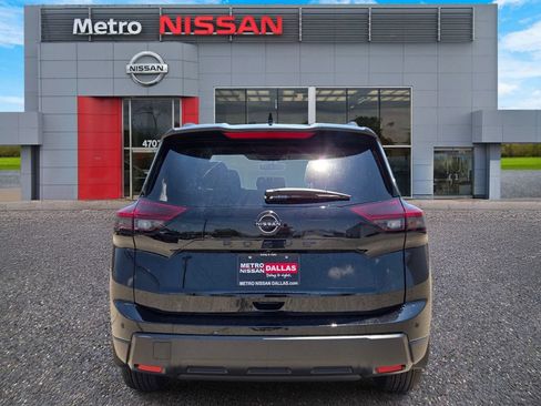 New 2026 Nissan Rogue Dark Armor FWD image 5