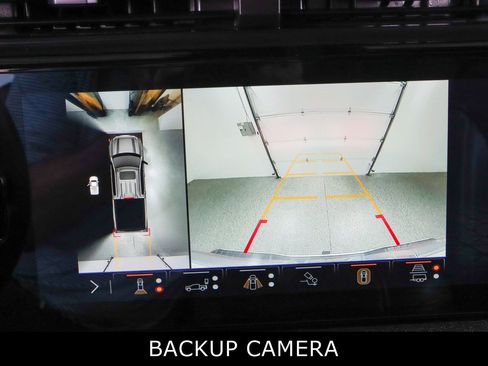 Used 2024 GMC Sierra 1500 AT4 w/ Technology Package AWD/4WD image 21
