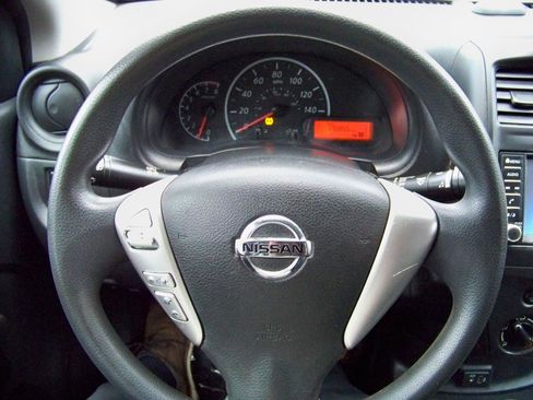 Used 2019 Nissan Versa S FWD image 25