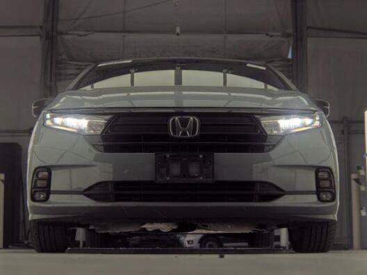 Used 2024 Honda Odyssey Sport image 3