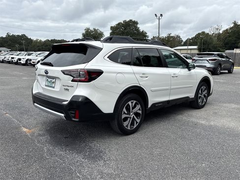 Used 2020 Subaru Outback Limited image 5