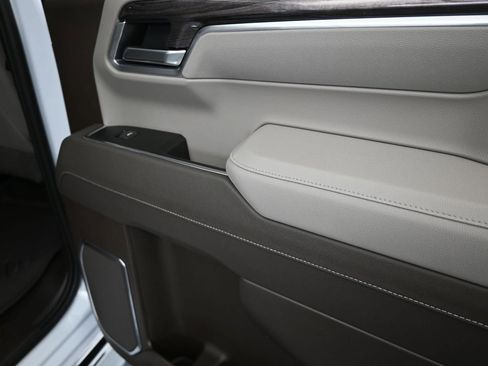 New 2026 Chevrolet Silverado 1500 LTZ w/ LTZ Premium Package AWD/4WD image 23