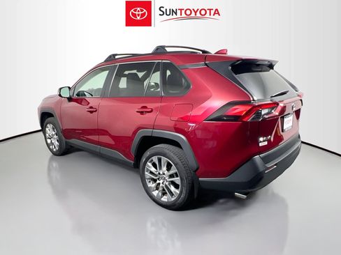 Used 2025 Toyota RAV4 XLE Premium w/ Weather Package FWD image 6