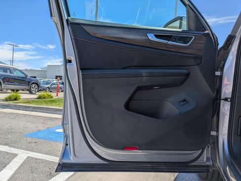 Used 2024 Volkswagen Atlas SEL Premium R-Line AWD/4WD image 15