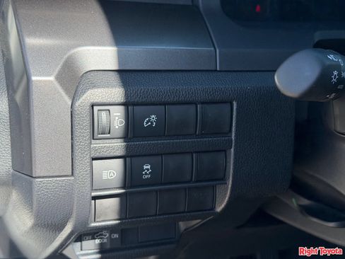 New 2026 Toyota Tacoma SR5 AWD/4WD image 17