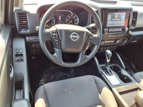 Used 2024 Nissan Frontier S w/ Technology Package RWD image 6
