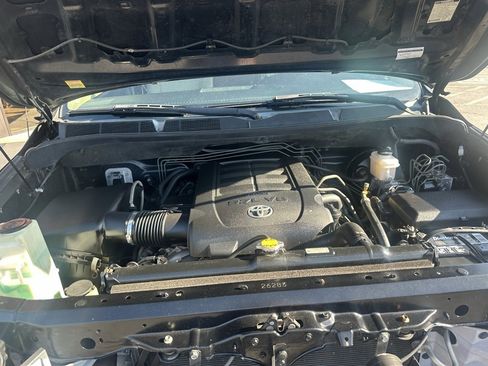 Used 2012 Toyota Tundra 4x4 Double Cab image 36