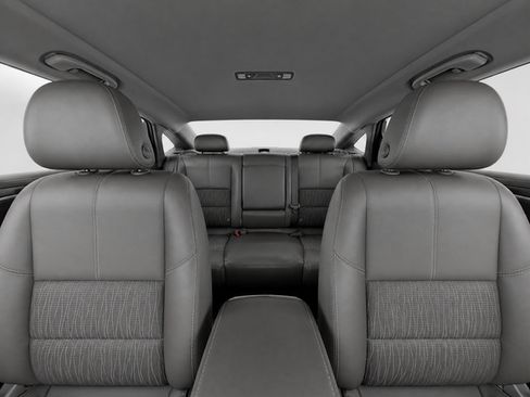 Used 2017 Chevrolet Impala LT FWD image 26