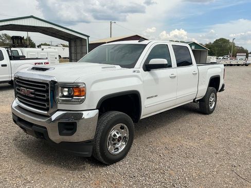 Used 2019 GMC Sierra 2500 SLE w/ Suspension Package, Off-Road AWD/4WD image 1