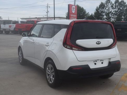 Used 2020 Kia Soul LX FWD image 5