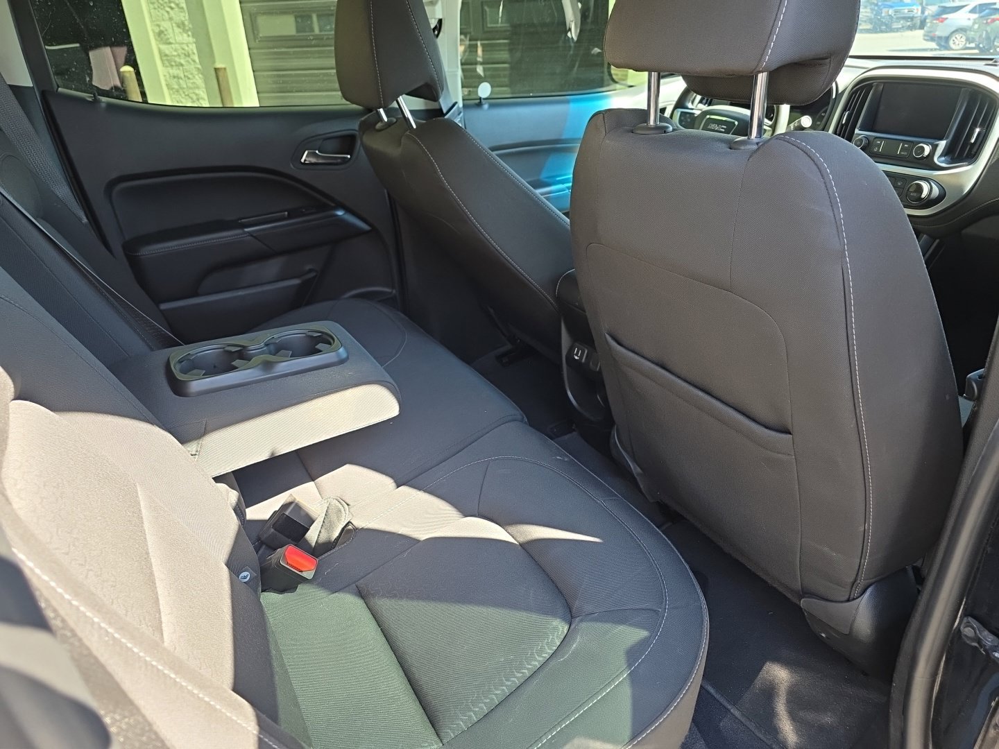 Used 2020 GMC Canyon SLE w/ Elevation Edition AWD/4WD image 28