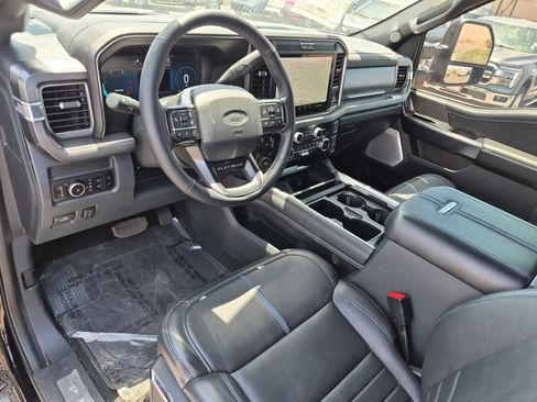 New 2025 Ford F350 Platinum w/ FX4 Off-Road Package AWD/4WD image 8