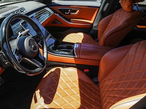 Used 2023 Mercedes-Benz S 580 4MATIC Sedan image 5