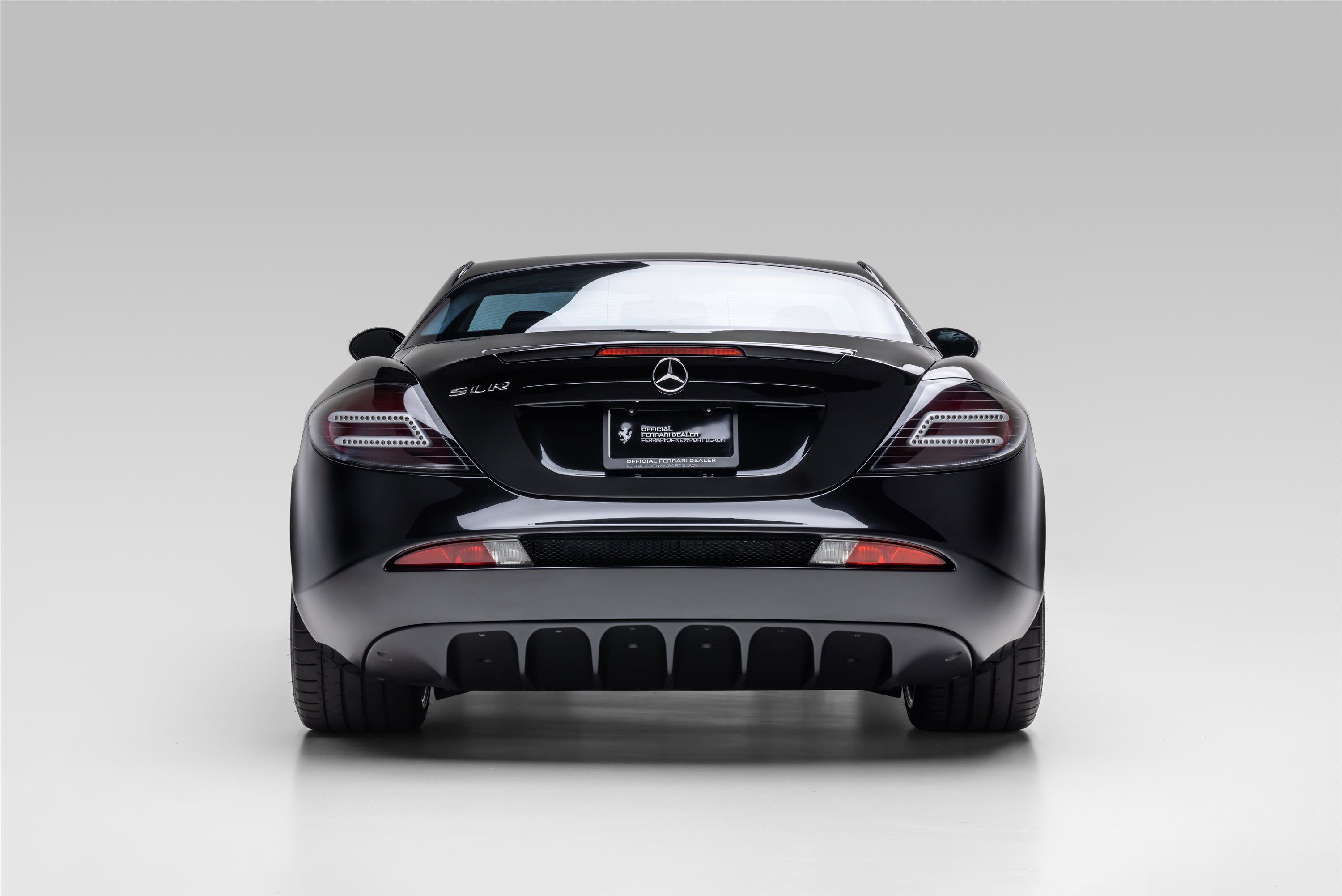 Used 2005 Mercedes-Benz SLR image 8
