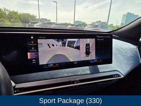 Used 2023 BMW iX xDrive50 w/ Premium Package AWD/4WD image 5