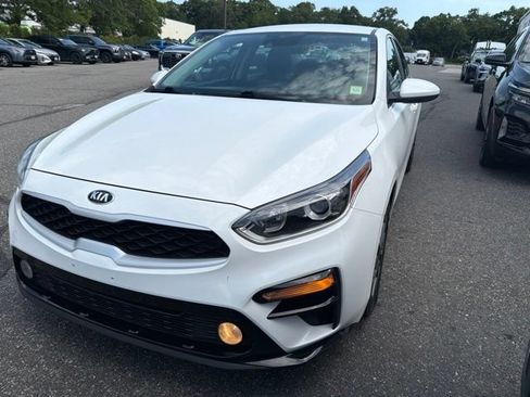 Used 2021 Kia Forte LXS FWD image 1