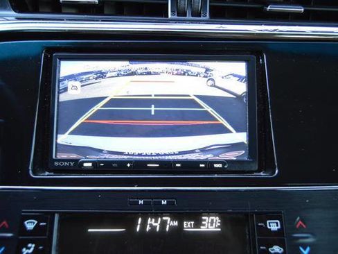 Used 2014 Toyota Avalon XLE Touring image 21