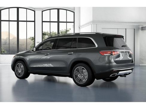 New 2026 Mercedes-Benz GLS 450 4MATIC image 30