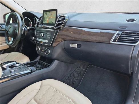 Used 2017 Mercedes-Benz GLS 450 4MATIC image 22