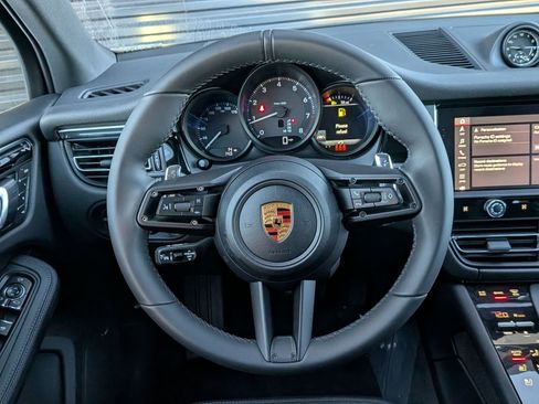 New 2026 Porsche Macan AWD/4WD image 16
