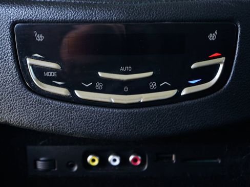 Used 2015 Cadillac Escalade Premium image 46