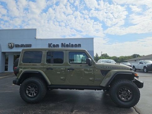 New 2025 Jeep Wrangler Unlimited Rubicon 392 image 15