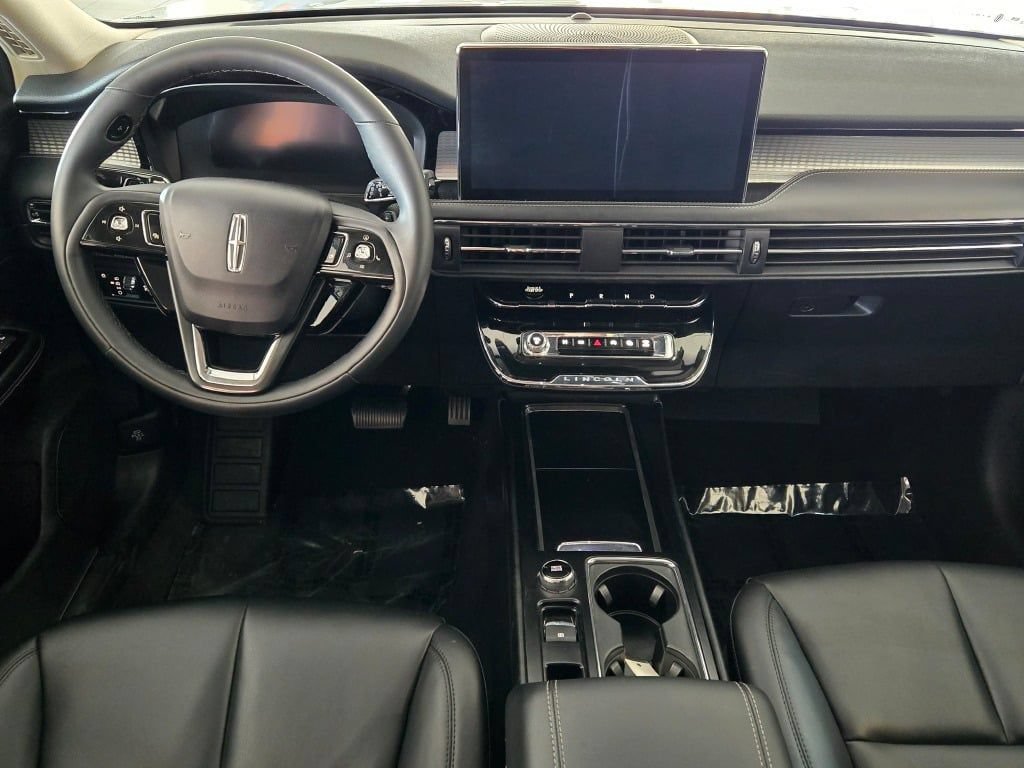 Used 2023 Lincoln Corsair AWD image 20