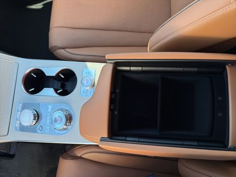 New 2026 Genesis GV80 2.5T Advanced image 28