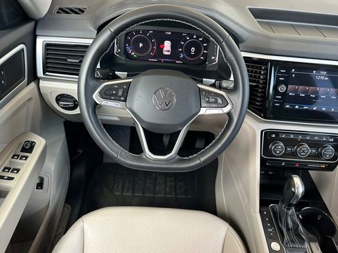 Used 2023 Volkswagen Atlas SE FWD image 14