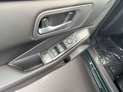 New 2026 Nissan Rogue SV AWD/4WD image 13