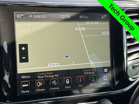 Used 2022 Jeep Grand Cherokee Laredo X image 18