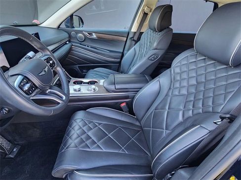 Used 2025 Genesis GV80 3.5T Prestige image 17