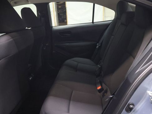 Used 2025 Toyota Corolla LE FWD image 15