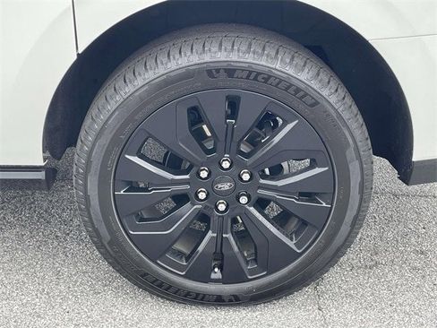 Certified 2025 Ford Expedition Max Platinum w/ Stealth Appearance Package image 23