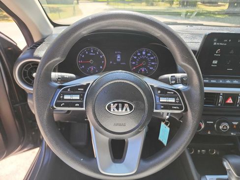 Used 2021 Kia Forte Sedan FWD image 14