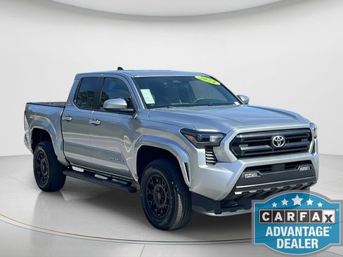Used 2024 Toyota Tacoma SR5 image 7