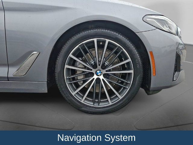 Used 2023 BMW 530i w/ Premium Package RWD image 10