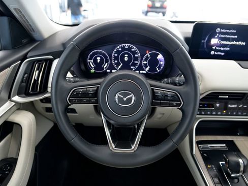 Used 2024 MAZDA CX-90 Plug-In Hybrid w/ Premium Plus AWD/4WD image 18
