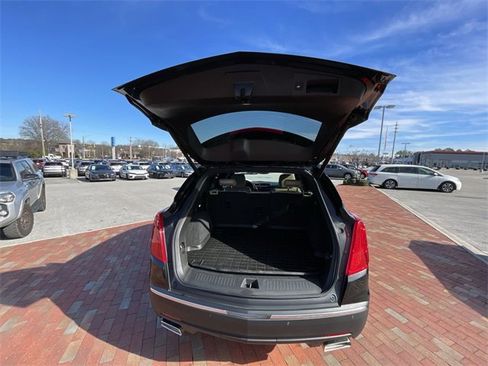 Used 2019 Cadillac XT5 FWD image 34