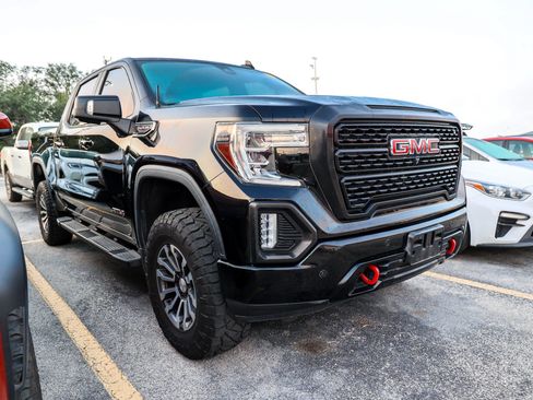 Used 2019 GMC Sierra 1500 AT4 w/ Off Road Performance Package AWD/4WD image 6