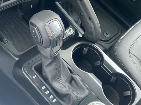 New 2025 Ford Bronco Big Bend w/ Black Diamond Package image 19