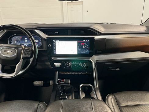 Used 2023 GMC Sierra 1500 Denali w/ Denali Reserve Package image 18