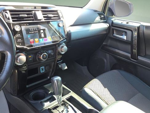 Used 2015 Toyota 4Runner Trail image 16