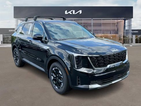 New 2025 Kia Sorento S image 1
