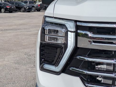 New 2026 Chevrolet Silverado 3500 LTZ w/ LTZ Convenience Package AWD/4WD image 10