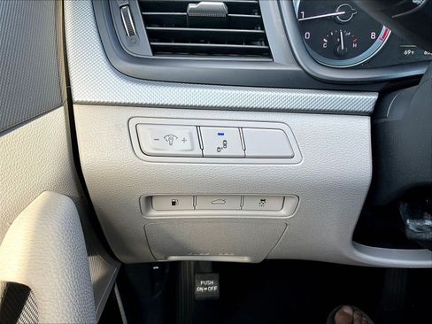 Used 2018 Hyundai Sonata SEL FWD image 37
