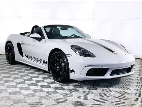 Used 2024 Porsche 718 Boxster RWD image 7