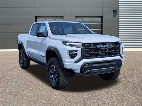 New 2026 GMC Canyon AT4X w/ LPO, Black Badging Package AWD/4WD image 3