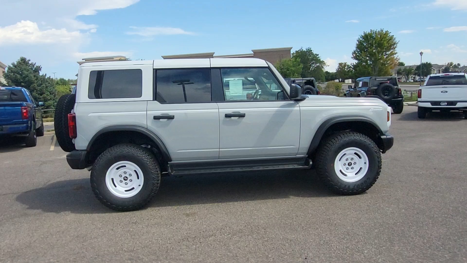 New 2026 Ford Bronco Heritage Edition AWD/4WD image 6