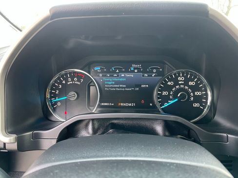 Used 2016 Ford F150 Lariat image 18